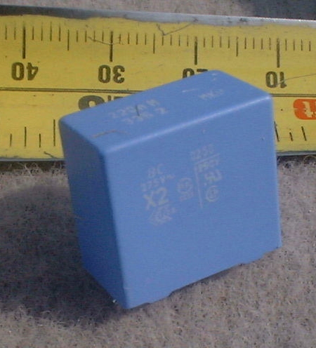 sunvic_capacitor.JPG (119305 bytes)