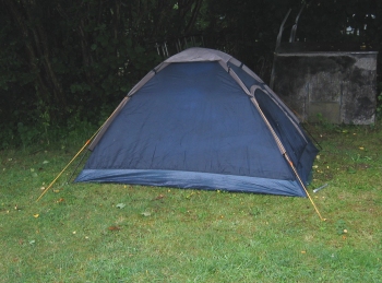 tent small.jpg (74153 bytes)